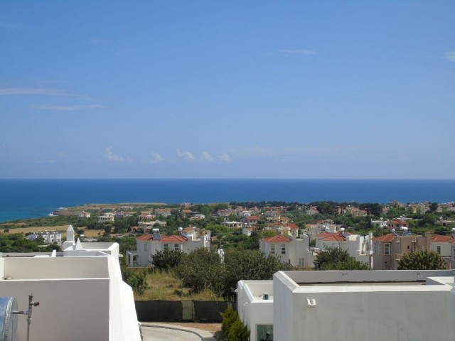 3+1 villa for rent in Karsiyaka/ communal swimming pool 