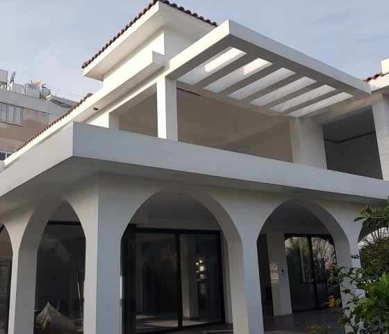 4+1 villa zum Verkauf in Kyrenia Karaoglanoglunda (im Bau) ** 