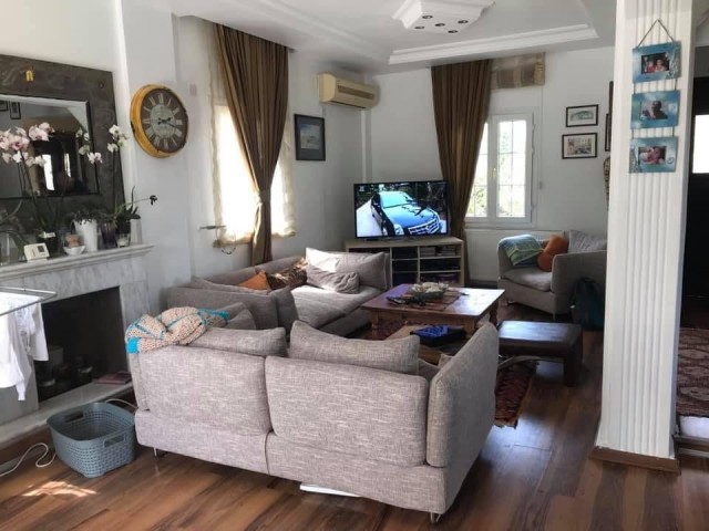 Girne Bellapais Bölgesinde 3+1  satılık Villa