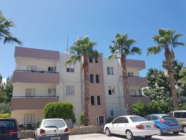 Girne Merkez'de satılık 3+1 daire