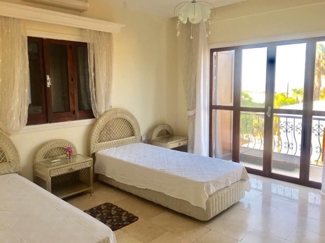 3+1 Villa zum Verkauf in Kyrenia Yesitepe ** 