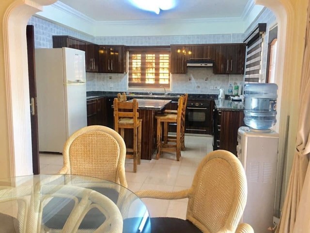 3+1 Villa zum Verkauf in Kyrenia Yesitepe ** 