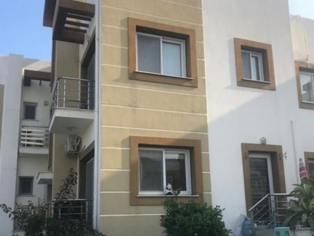 Girne Alsancak'ta 1+1 satılık daire