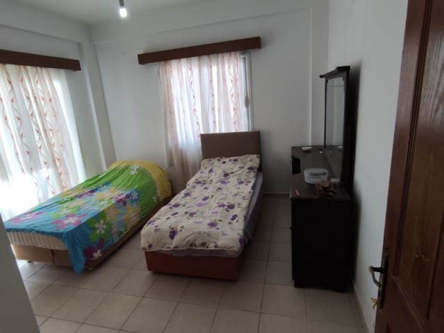 3+1 flat for sale in the center of Kyrenia ** 