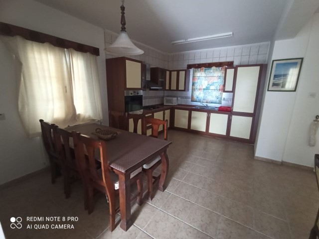 Girne merkez de 3+1 kiralik villa