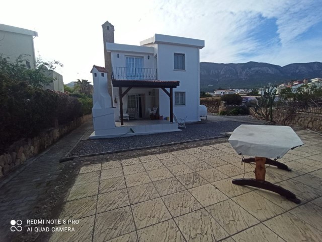 3+1 villa for rent in the center of Kyrenia ** 
