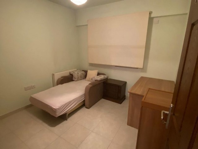 Nicosia gönyeli te 2 + 1 apartment for rent ** 