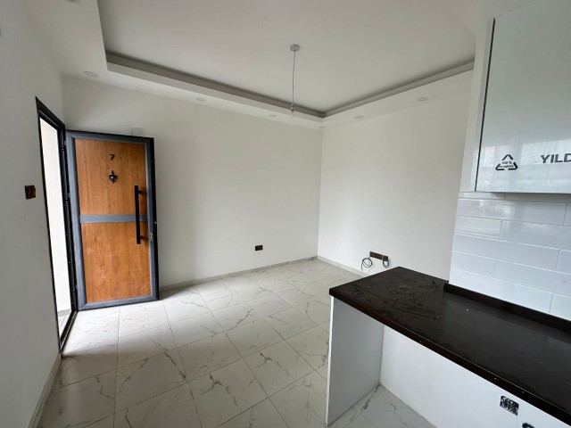 آپارتمان 1+1 برای فروش در Girne Karaoğlanoğlu