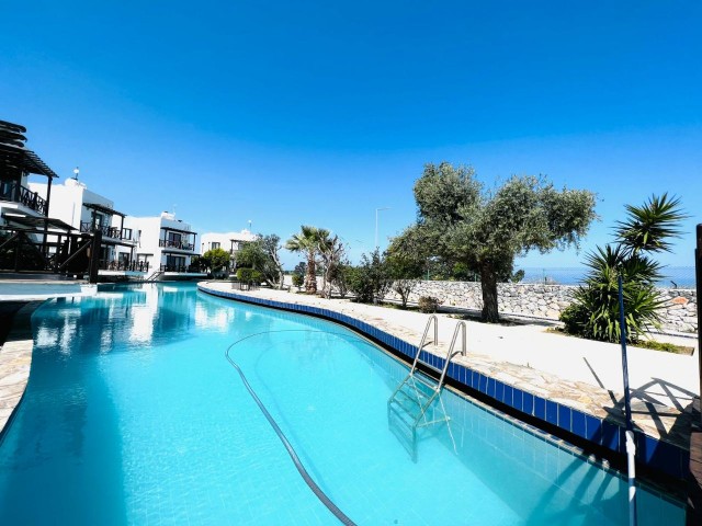 1+1 flat for sale in Kyrenia Alsancak