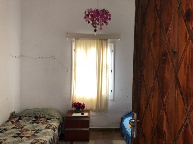 2x 2 bedroom flats in Kyrenia City Centre near Simit Dunya