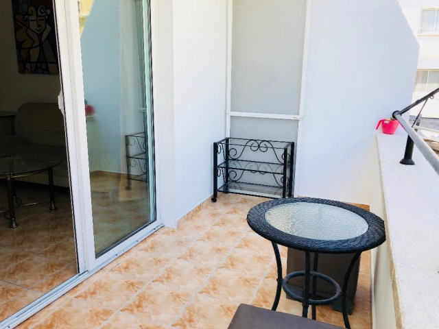 2+1 flat in Kyrenia city centre behind Colony Hotel