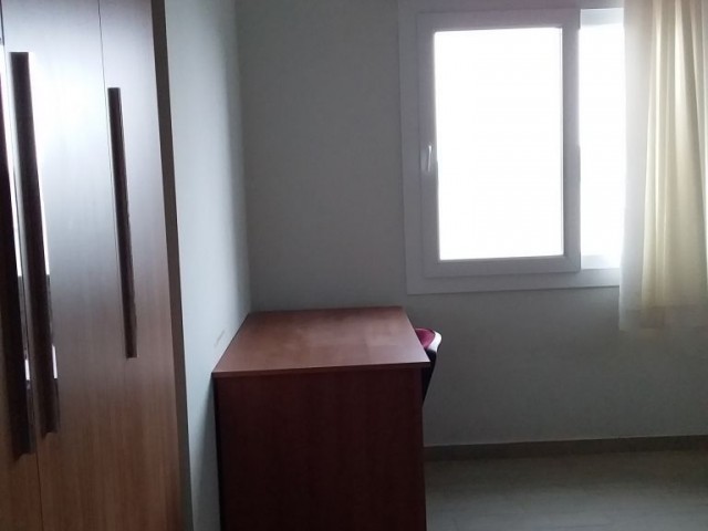 GAZİMAĞUSA MERKEZDE KİRALIK 3+1 DAİRE 