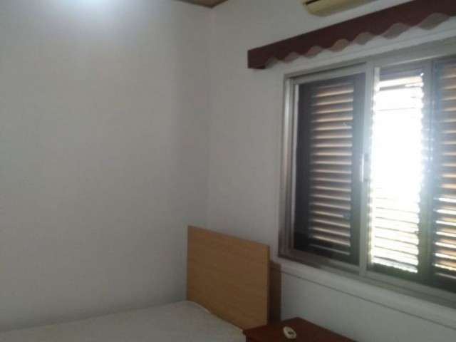 MAĞUSA MERKEZDE 3+1 EŞYALI KİRALIK DAİRE     