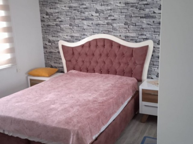 MAĞUSA MERKEZ'DE  SATILIK 2+1 FULL EŞYALI PENTHOUSE DAİRE