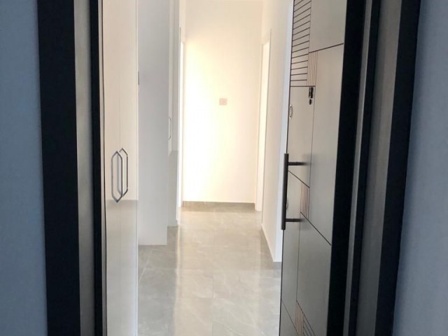 MAĞUSA MERKEZ'DE 2+1 SATILIK DAİRE