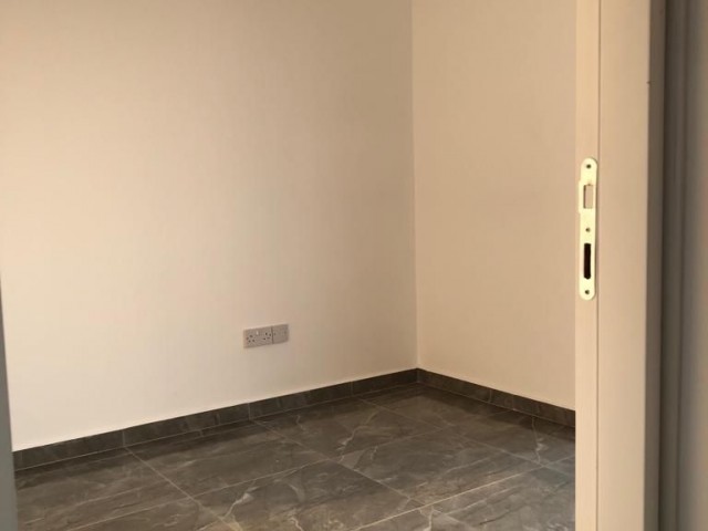 MAĞUSA MERKEZ'DE 2+1 SATILIK DAİRE