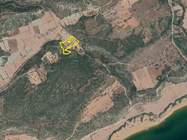 FOR SALE IN ISKELE TAŞLICA REGION 9 ACRES 1 HOUSE 2220 A2 