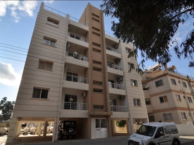 2+1 WOHNUNG ZU VERKAUFEN IM ZENTRUM VON FAMAGUSTA