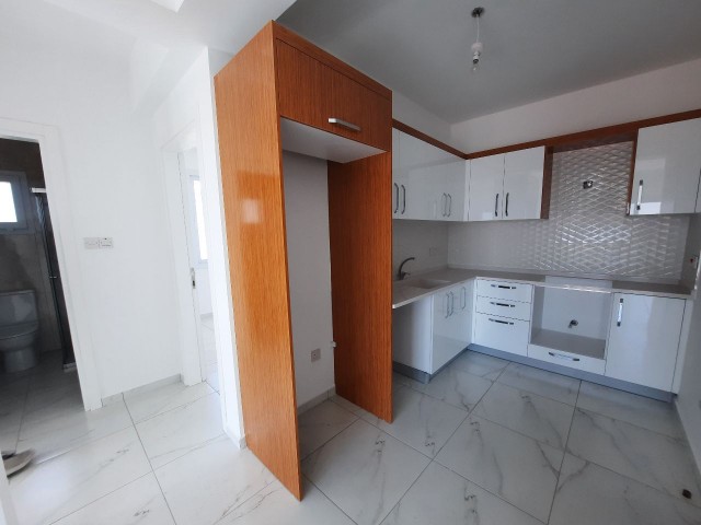 آپارتمان 2+1 برای فروش در منطقه چاناکاله در غازیما آمریکا