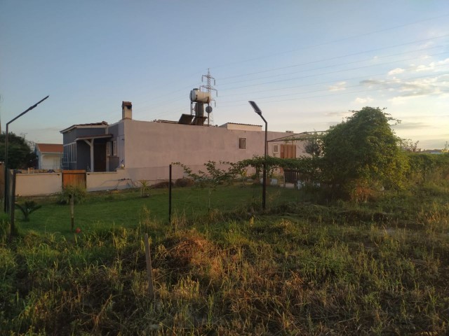 3+1 EINFAMILIENHAUS ZUM VERKAUF IN DER REGION YENIBOGAZICI IN GAZİMAĞUSA