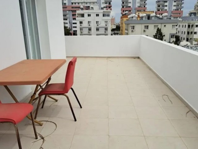 2+1 FURNISHED PENTHOUSE FOR SALE IN THE CENTER OF FAMAGUSTA 