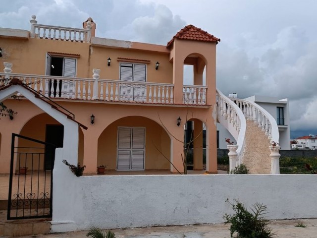 FURNISHED 3+1 VILLA FOR SALE IN İSKELE