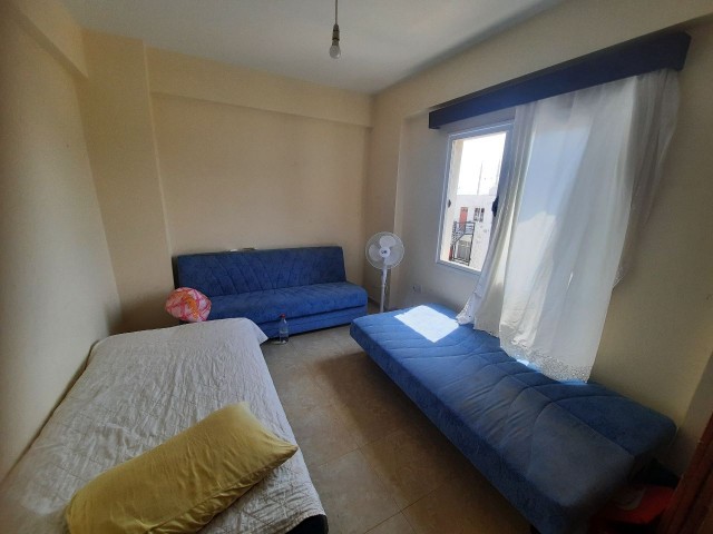 GAZİMAĞUSA MERKEZDE SATILIK 2+1 DAİRE