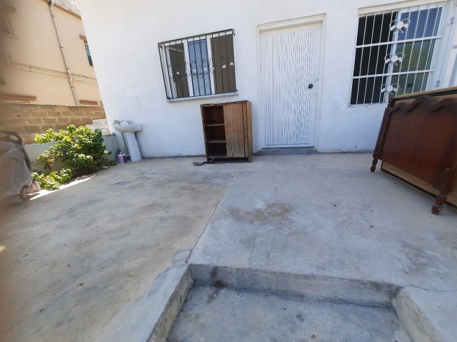 فروش خانه مستقل 3+1 در فاماگوستا در منطقه مرعش