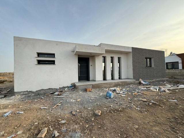 Villa 3+1 200 m² in Mutluyaka