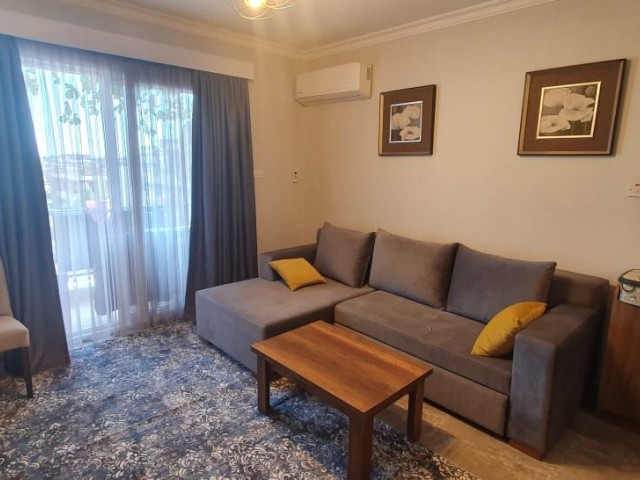 FULLY FURNISHED 2+1 FLAT FOR SALE WITHIN THE SITE IN İSKELE LONG BEACH AREA