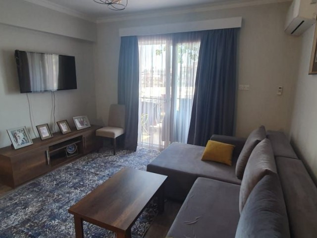 FULLY FURNISHED 2+1 FLAT FOR SALE WITHIN THE SITE IN İSKELE LONG BEACH AREA