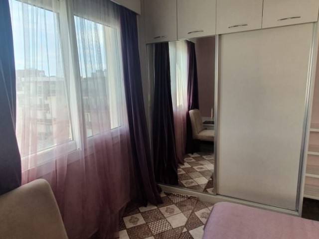 FULLY FURNISHED 2+1 FLAT FOR SALE WITHIN THE SITE IN İSKELE LONG BEACH AREA