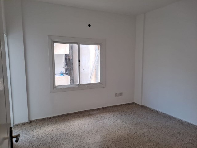 3+1 FLAT FOR SALE IN FAMAGUSTA CENTER