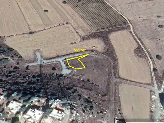 557 M2 GRUNDSTÜCK ZUM VERKAUF IN DER REGION İSKELE MONARGA