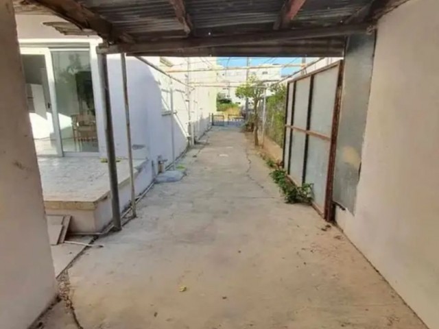 LUXURIÖSES EINFAMILIENHAUS IM ZENTRUM VON FAMAGUSTA