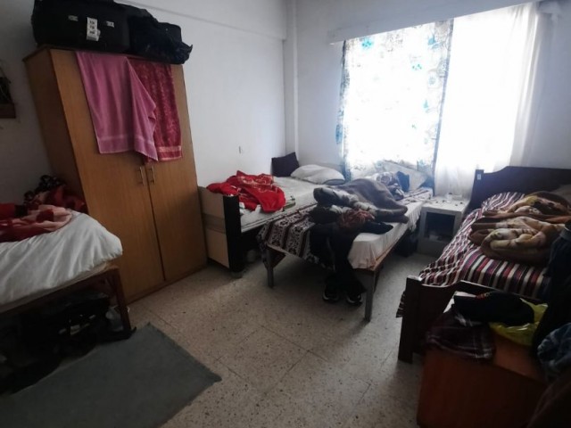 3+1 WOHNUNG IM ZENTRUM VON FAMAGUSTA ZU VERKAUFEN