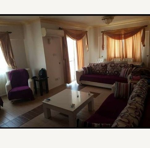 GAZİMAĞUSA MERKEZDE SATILIK EŞYALI 3+1 DAİRE