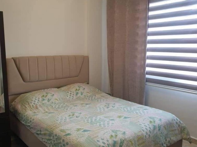 GAZİMAĞUSA MERKEZDE SATILIK  FULL EŞYALI 2+1 DAİRE