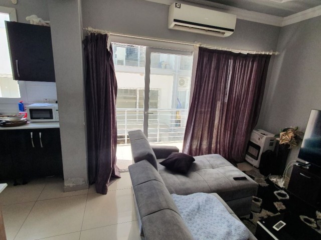 Kaliland apartment 2+1 with new kitchen. Center Famagusta. Good location