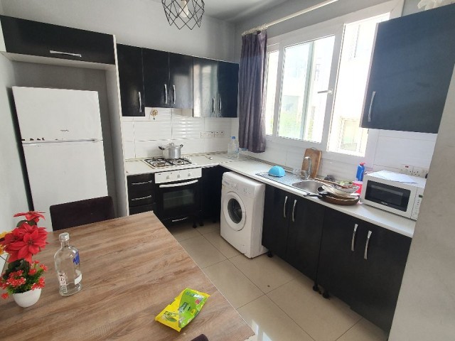 Kaliland apartment 2+1 with new kitchen. Center Famagusta. Good location 