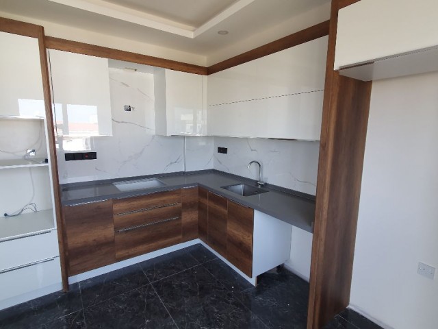 New apartment 3+1 in Yenibogaziçi near sea