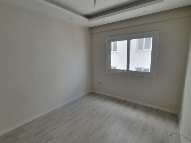 New apartment 3+1 in Yenibogaziçi near sea