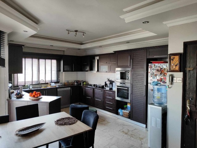 Gulseren, apartment 3+1, center Famagusta