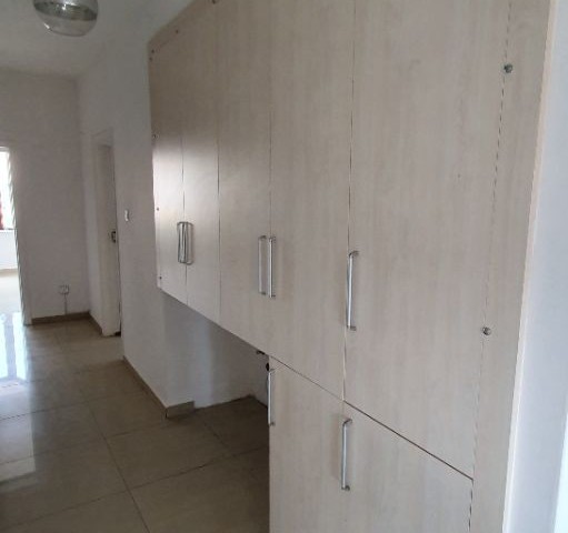 Yenibogaziçi 3+1, площадь 170 m² + باربیکیو