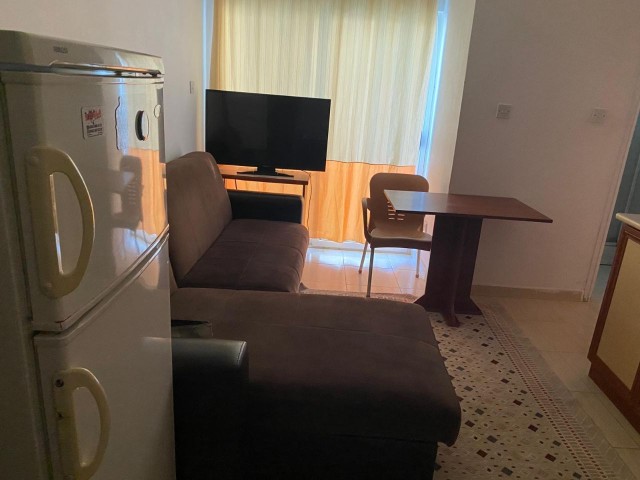 GAZİMAĞUSA MERKEZDE KİRALIK 1+1 DAİRE