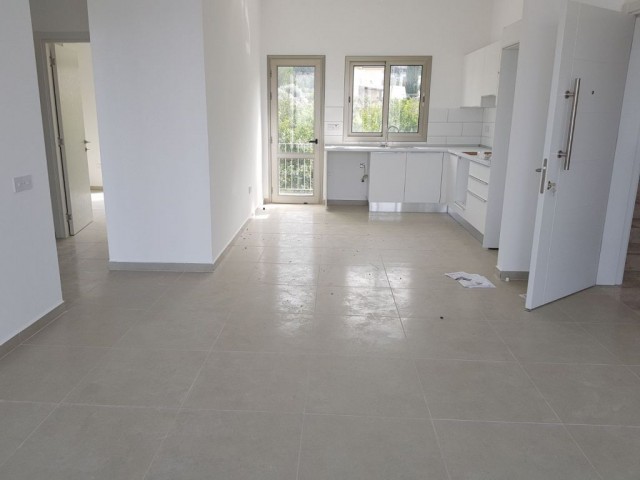 Flat For Sale in Alsancak, Kyrenia