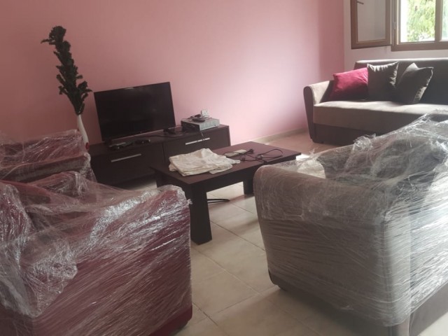 Girne Yeni Liman Bölgesinde 3+1 full eşyalı daire.