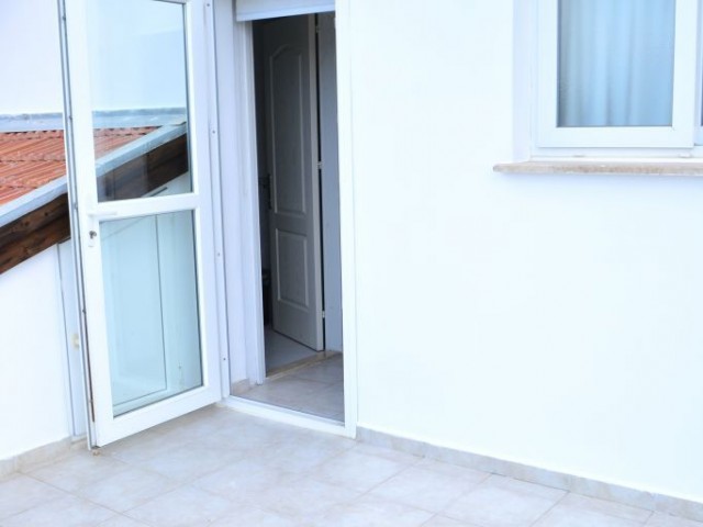 Girne Esentepe 3+1 Havuzlu villa FUL DENİZ MANZARALI