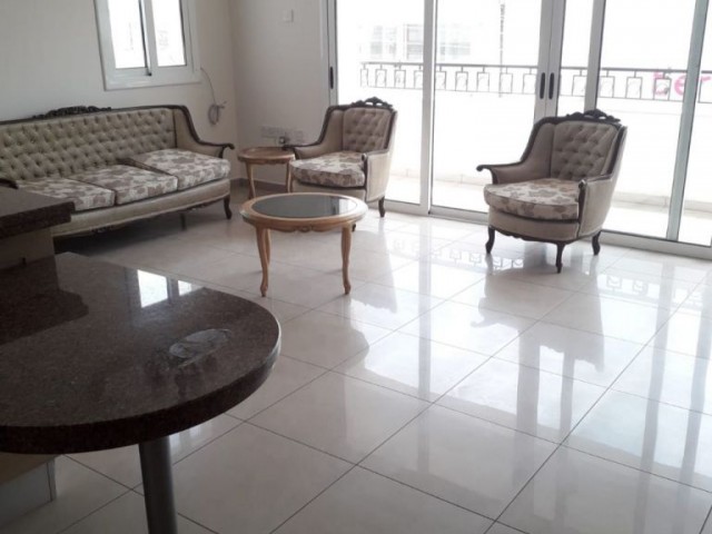 2+1 luxurious flat for rent in Girne center