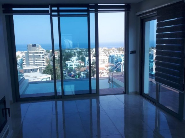 Girne Merkezde 2+1 Kiralık Penthouse